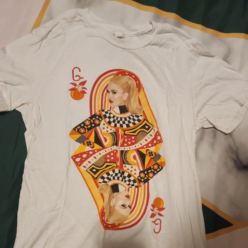 Gwen Stefani Las Vegas Just a Girl Orange County Queen Card Shirt Size S Unisex
